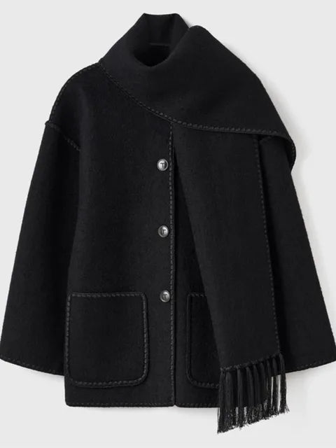 Elegant and versatile jacket with integrated scarf