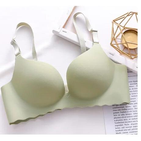 Lift-up bra for natural shape with complete discretion