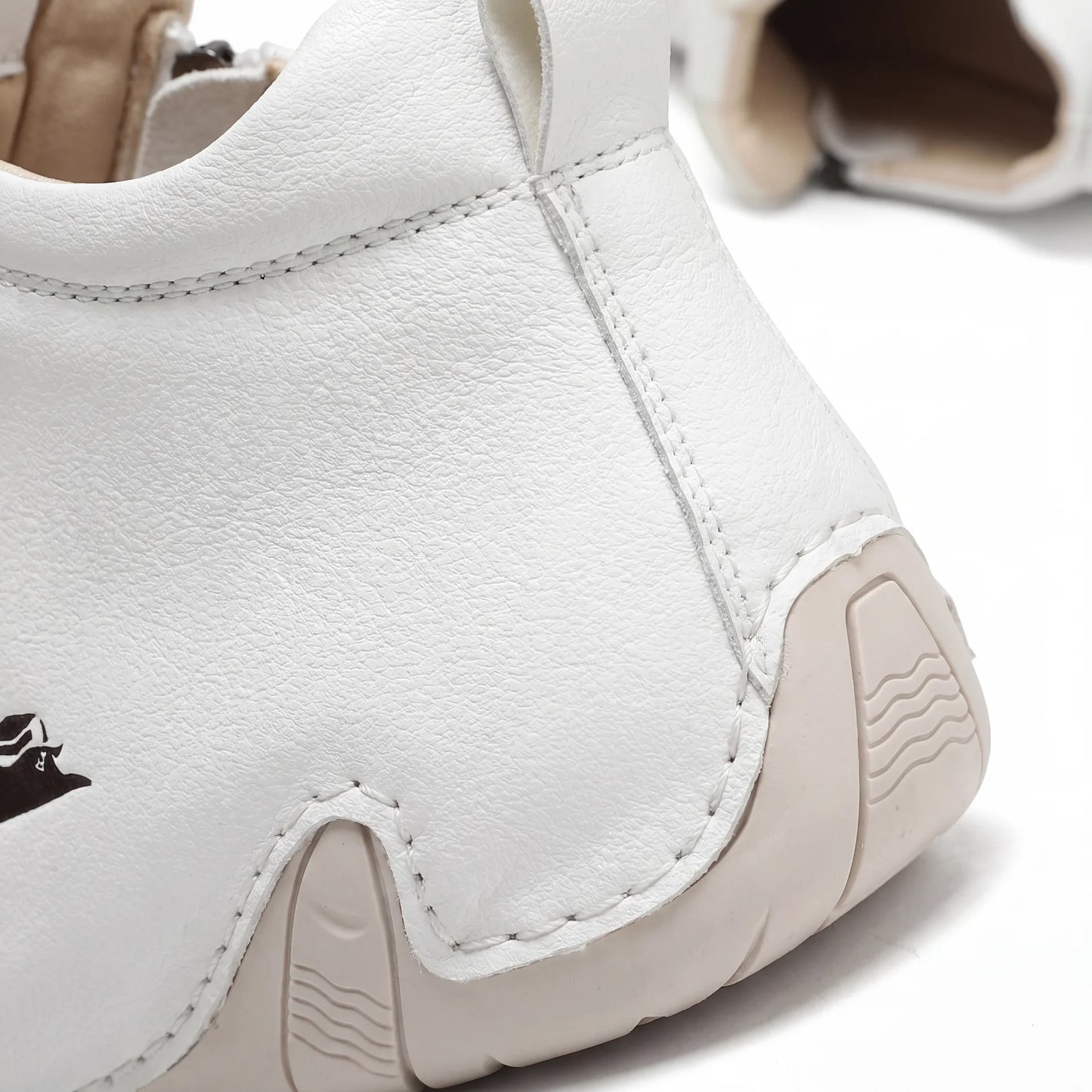 VogBeck 2.0 – Breathable Orthopedic Shoes with Double Zip Comfort 